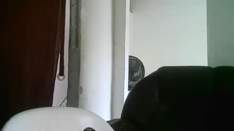 Snapshot of cafinfi1 chatting on 25, 4, 2026 cafinfi1 online show from 25, 4, 2026