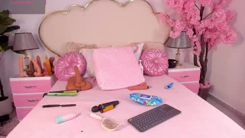 Cahitlin  online show from 24, 2, 2026