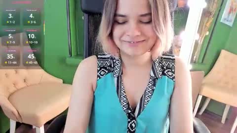Snapshot of caitlin_crazy chatting on 18, 9, 2025 Gina online show from 18, 9, 2025