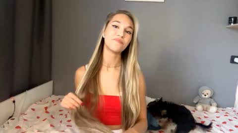 Snapshot of caitlinmorgenroth chatting on 20, 10, 2025 Kate online show from 20, 10, 2025
