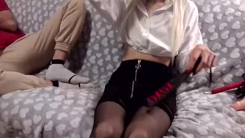 Caitlyn and Zack online show from 7, 10, 2025