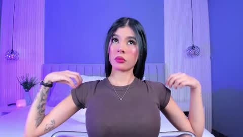 Caitlyn  online show from 27, 9, 2025