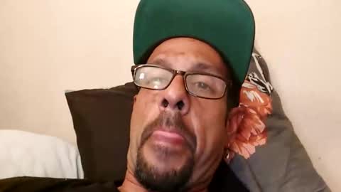 Snapshot of calidickfoshow chatting on 7, 10, 2025 Hugh joh Meathammer online show from 7, 10, 2025