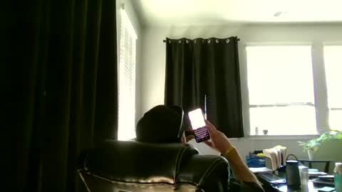 Snapshot of caligrown1154 chatting on 18, 6, 2026 caligrown1154 online show from 18, 6, 2026
