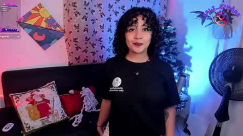 Snapshot of caliope_moreauu chatting on 14, 12, 2024 Caliope Moreau online show from 14, 12, 2024