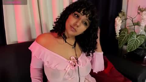 Snapshot of caliope_moreauu chatting on 20, 9, 2025 Caliope Moreau online show from 20, 9, 2025