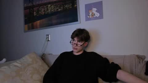 Snapshot of call__me_leo chatting on 4, 2, 2025 Call me Leo online show from 4, 2, 2025