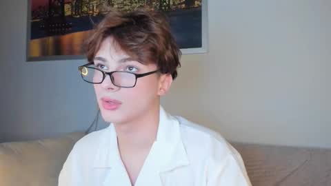 Snapshot of call__me_leo chatting on 28, 2, 2025 Call me Leo online show from 28, 2, 2025