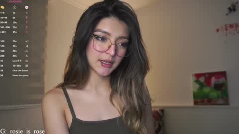 Snapshot of call_me_rosie chatting on 4, 3, 2025 online show from 4, 3, 2025