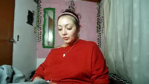 Snapshot of callme_lolas chatting on 1, 5, 2026 paula online show from 1, 5, 2026
