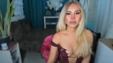 Snapshot of callmebythename_daisy chatting on 1, 6, 2026 A STINGY MAN IS A SIGN OF UNWELLINGNESS. online show from 1, 6, 2026