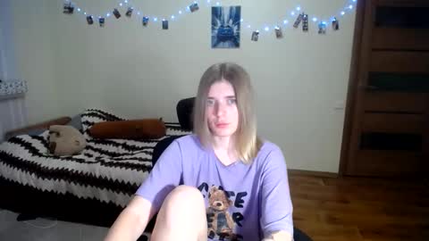 Snapshot of callmesweett chatting on 9, 6, 2026 callmesweett online show from 9, 6, 2026