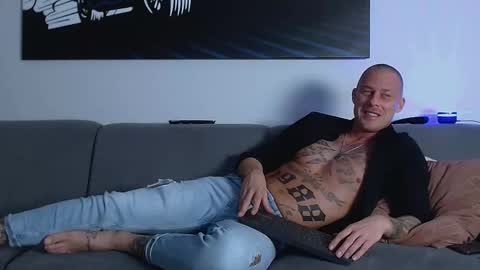 Calvin  online show from 13, 12, 2024