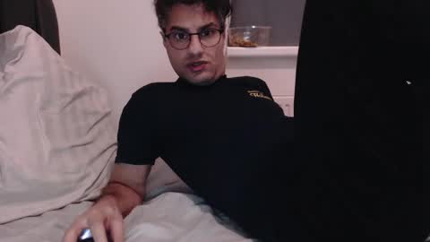 Snapshot of calvinjohnlad chatting on 17, 12, 2024 Calvinjohnlad online show from 17, 12, 2024