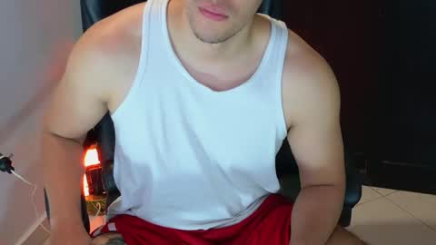 Snapshot of camara110 chatting on 11, 10, 2025 camara110 online show from 11, 10, 2025