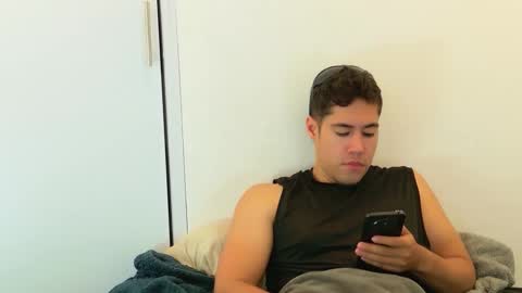 Snapshot of camara110 chatting on 24, 10, 2025 camara110 online show from 24, 10, 2025