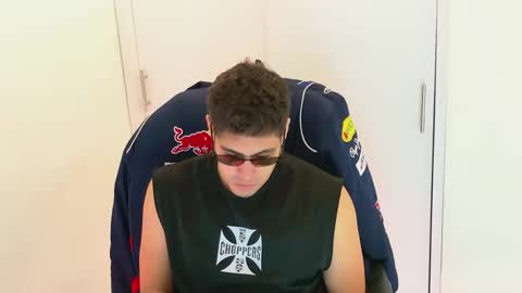 Snapshot of camara110 chatting on 4, 12, 2025 camara110 online show from 4, 12, 2025