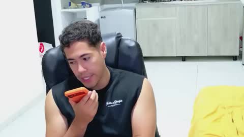 Snapshot of camara110 chatting on 26, 2, 2026 camara110 online show from 26, 2, 2026