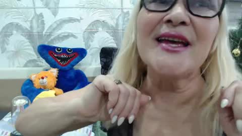 Snapshot of camdiva1 chatting on 6, 3, 2025 CamDiva1 online show from 6, 3, 2025