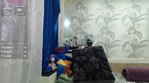 CamDiva1 online show from 8, 11, 2025