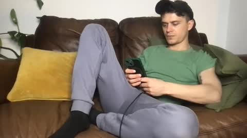 CamDoAttitude online show from 18, 4, 2026