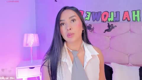 Camelia Smith online show from 30, 10, 2025