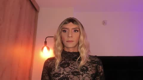 Snapshot of cameron_lyra chatting on 4, 2, 2026 Cameron online show from 4, 2, 2026