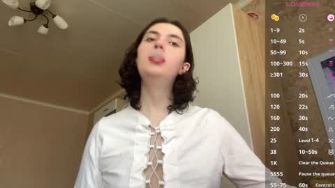 Snapshot of camgirl_xx chatting on 7, 5, 2026 Marta online show from 7, 5, 2026