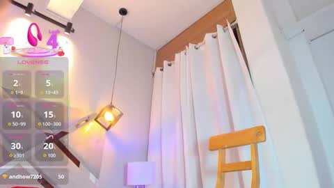 cami_rouxx online show from 28, 10, 2025