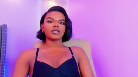 camiestrada online show from 16, 9, 2025