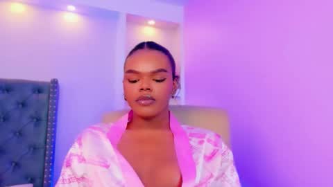 camiestrada online show from 21, 9, 2025