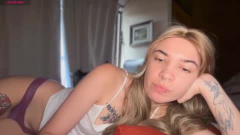 camii19y online show from 8, 4, 2026