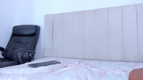 Cami online show from 24, 2, 2025