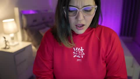 Camila buitrago online show from 2, 12, 2024