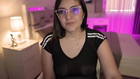 Camila buitrago online show from 25, 12, 2024