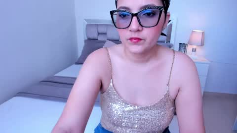 Snapshot of camila_buitrago chatting on 19, 4, 2026 Camila buitrago online show from 19, 4, 2026
