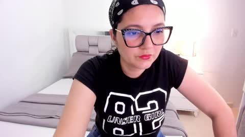 Snapshot of camila_buitrago chatting on 21, 4, 2026 Camila buitrago online show from 21, 4, 2026