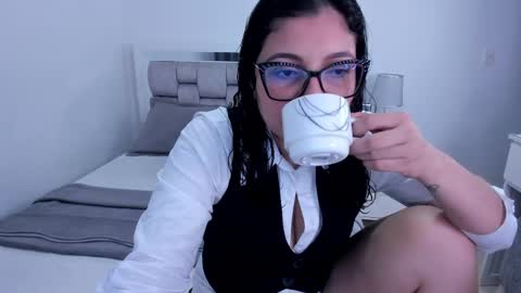 Snapshot of camila_buitrago chatting on 30, 4, 2026 Camila buitrago online show from 30, 4, 2026