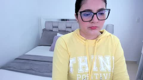 Snapshot of camila_buitrago chatting on 7, 5, 2026 Camila buitrago online show from 7, 5, 2026
