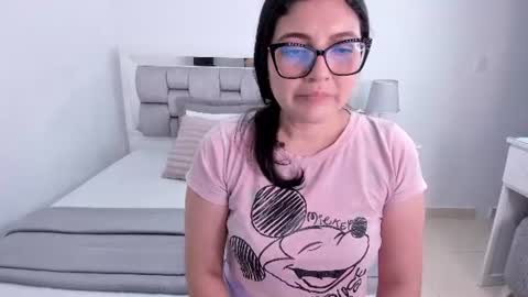 Camila buitrago online show from 1, 7, 2026