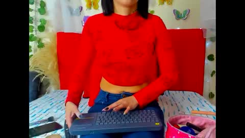 Snapshot of camila_collins7 chatting on 20, 9, 2025 camila_collins7 online show from 20, 9, 2025