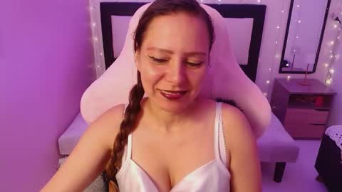 Snapshot of camila_delarosa chatting on 6, 6, 2026 camila online show from 6, 6, 2026