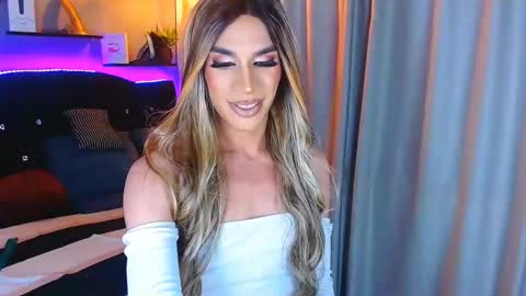 Camila online show from 4, 1, 2025