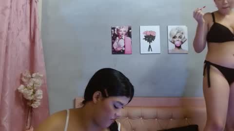 Snapshot of camila_meza chatting on 15, 5, 2026 camila_meza online show from 15, 5, 2026