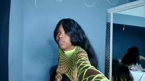 Snapshot of camilaasaenz_ chatting on 16, 9, 2025 C A M I L A online show from 16, 9, 2025