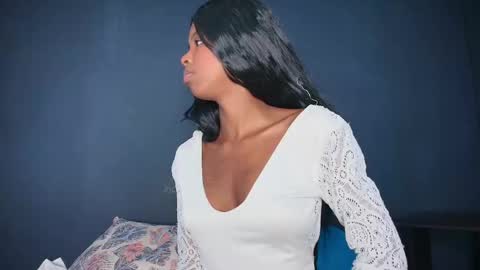 Snapshot of camilaasaenz_ chatting on 22, 9, 2025 C A M I L A online show from 22, 9, 2025