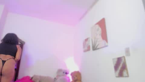 Camila Foox online show from 11, 10, 2025