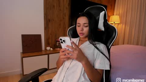 Camila online show from 16, 10, 2025