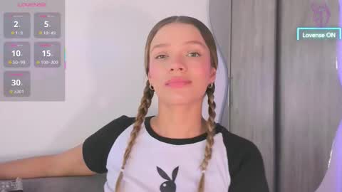 Camila Monroee  online show from 17, 1, 2026