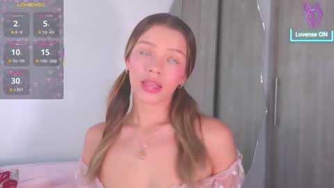 Camila Monroee  online show from 12, 2, 2026